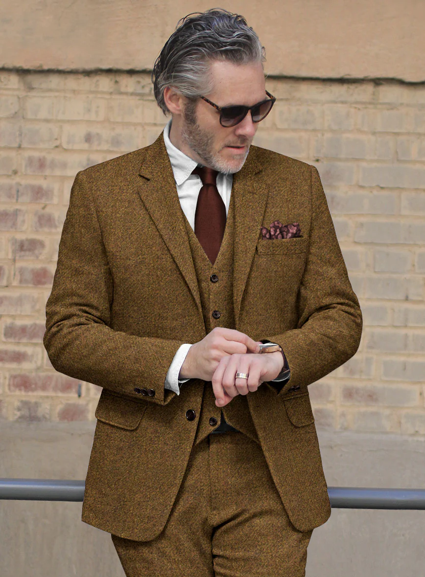 Italian Highlander Rust Tweed Suit - Image 4